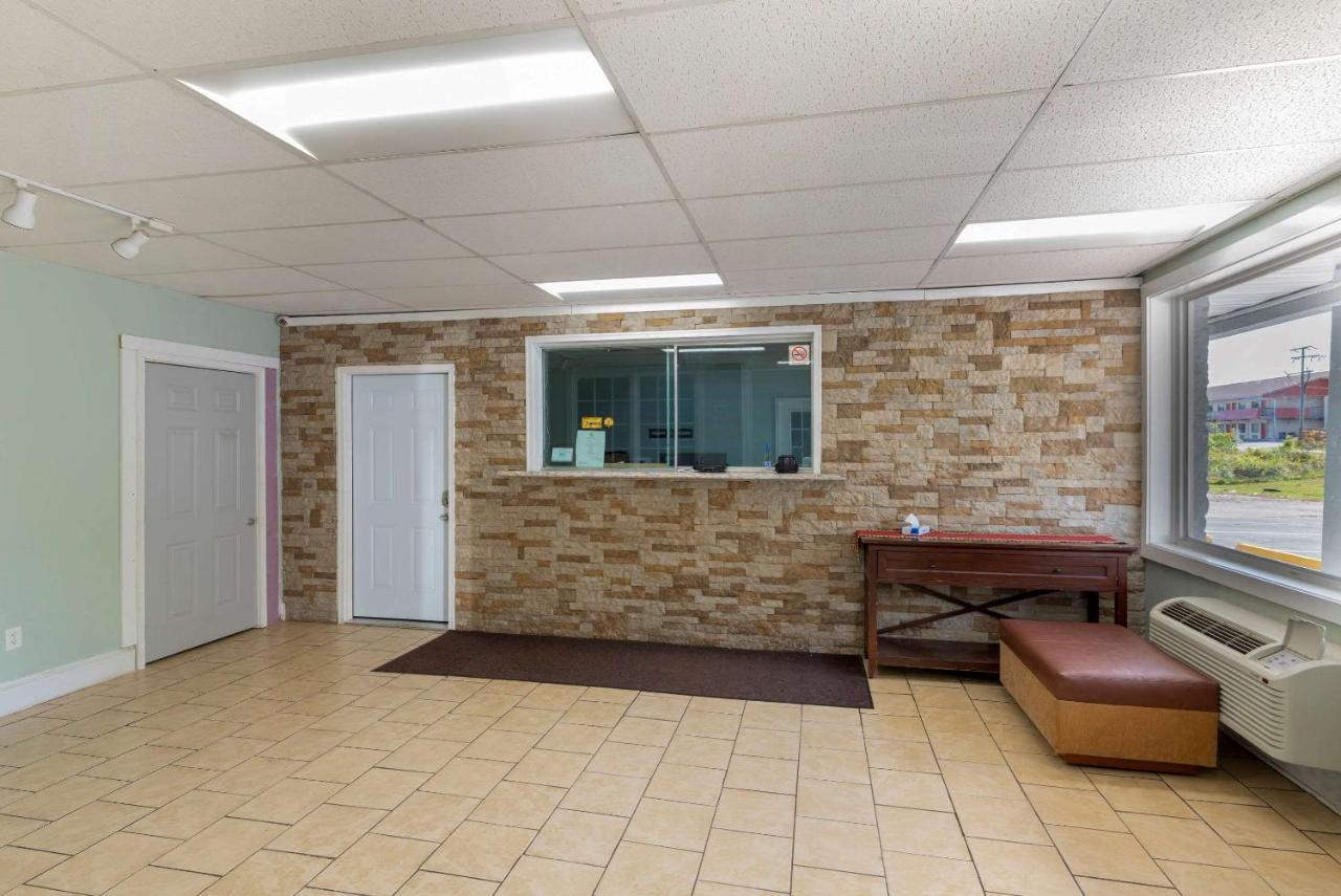 Rodeway Inn Colonial Heights I-95 Exterior foto