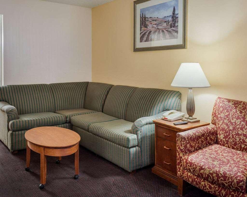 Rodeway Inn Colonial Heights I-95 Quarto foto
